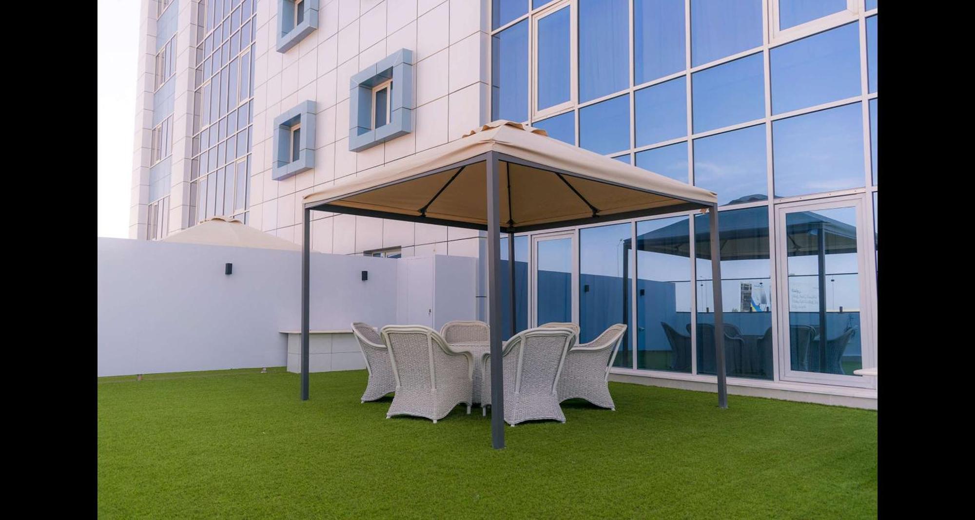 Best Western Plus Jeddah Hotel Madinah Road Εξωτερικό φωτογραφία