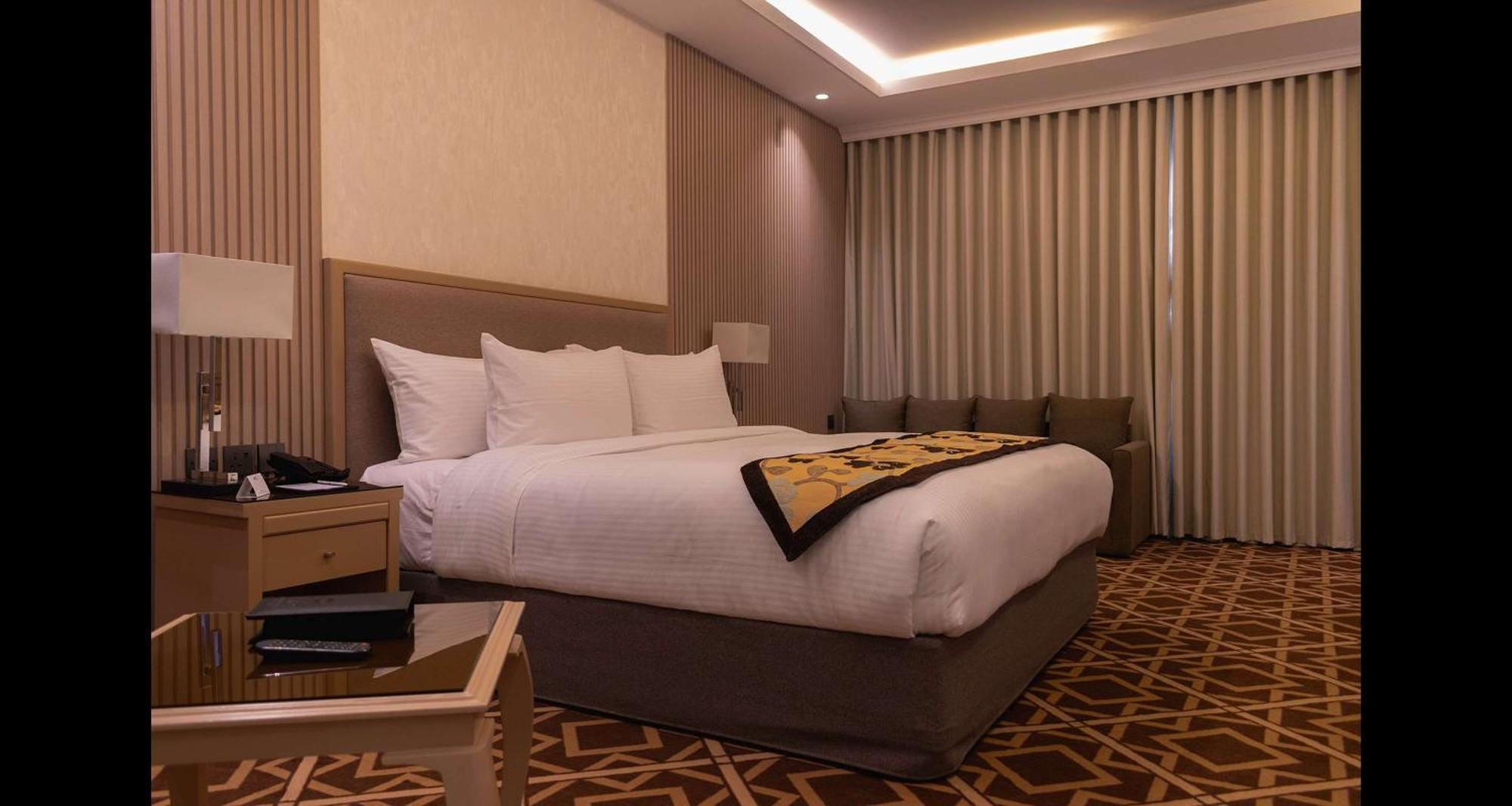 Best Western Plus Jeddah Hotel Madinah Road Εξωτερικό φωτογραφία