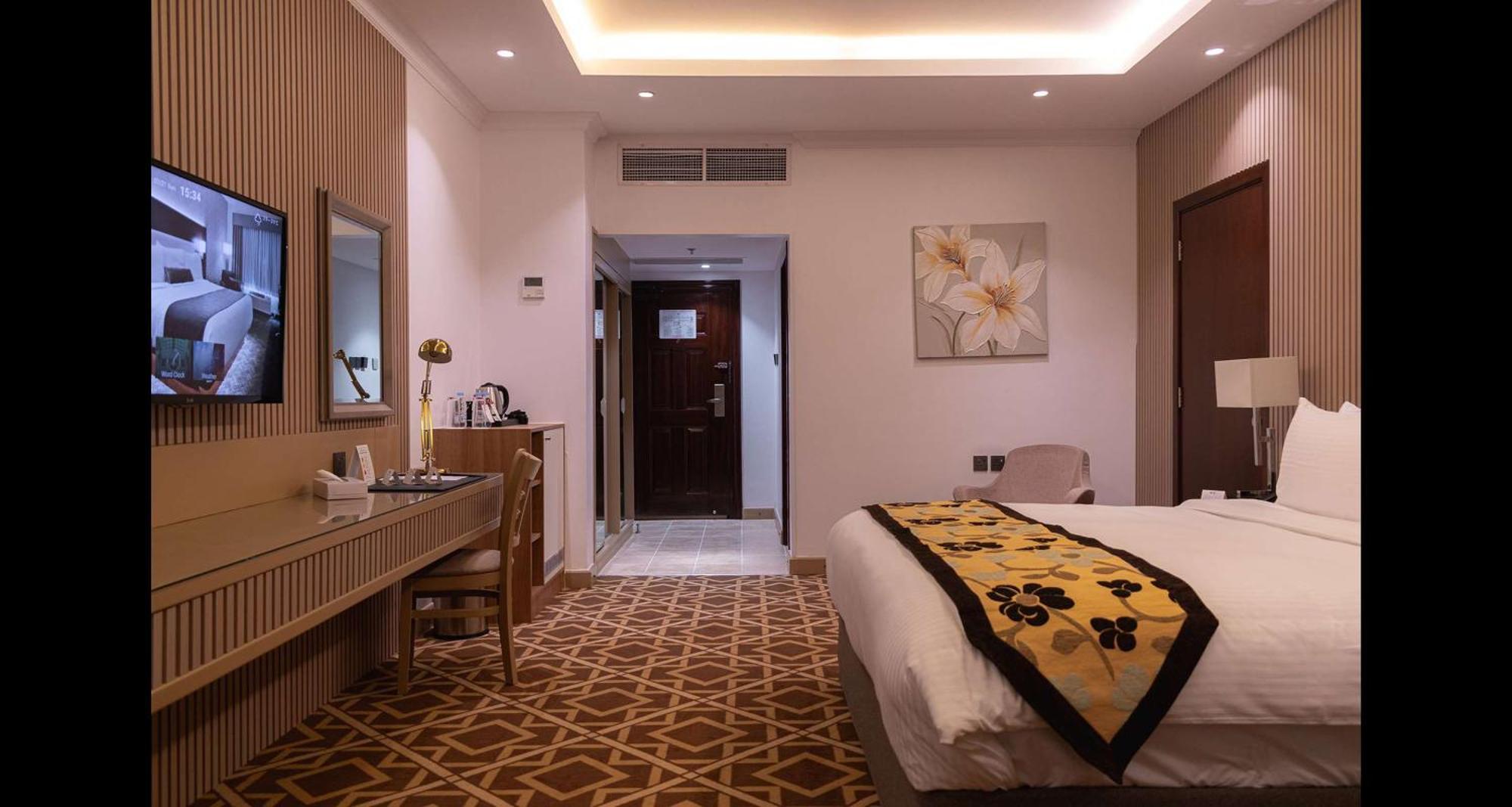Best Western Plus Jeddah Hotel Madinah Road Εξωτερικό φωτογραφία